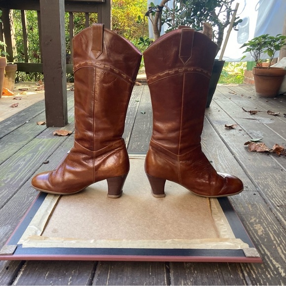 John Fluevog Argolo brown leather heeled boots, size 10.5 - Picture 7 of 15